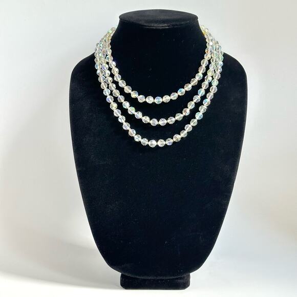Vintage Art Deco 3 Strand Kaleidoscope Clear Beaded Necklace - Picture 1 of 3